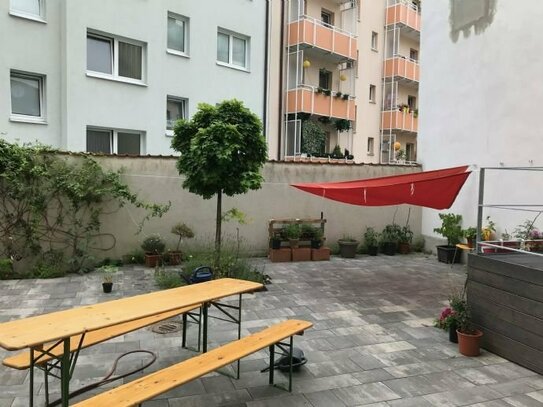 2 Zi-Wohnung mit Balkon + moderner Küche in Nürnberg, St.-Johnnis ab 01.08.2024