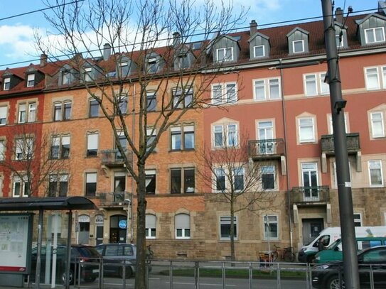Zentral in Karlsruhe - Südweststadt 3,5 Zimmer - DG - 68 m² - 5. OG Gut vermietet als Kapitalanlage