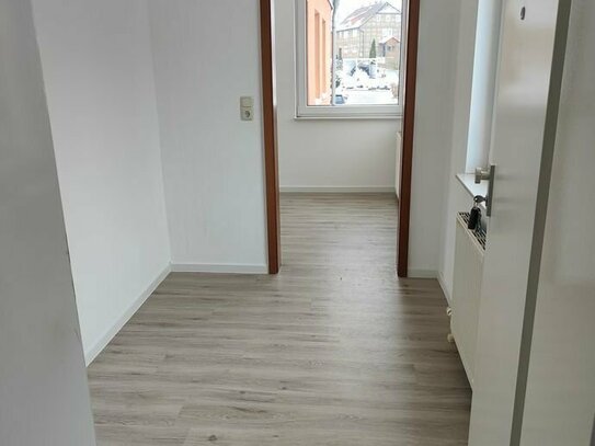 Barsinghausen 2-Zimmer-Wohnung mit Süd-Balkon und TG-Stellplatz