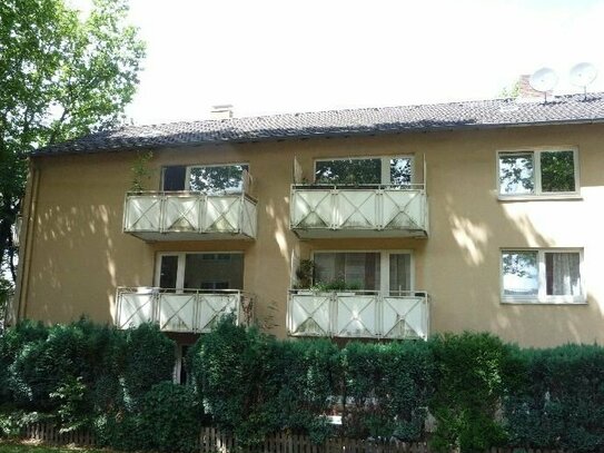 ** Gepflegte-3Zi-Wohnung mit Balkon in ruhiger, dennoch zentraler Lage von Holsterhausen **