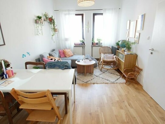 Modernisierte 3 Zimmer-Wohnung im charmanten Altbau einer urbanen ruhigen Wohnlage nähe Hauptbahnhof