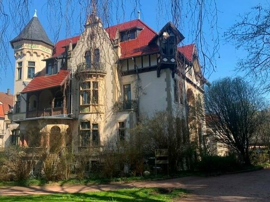 Wohn- und Geschäftshaus | Jugendstilvilla in Eisenacher Südstadt bei Wandelhalle im Kartausgarten