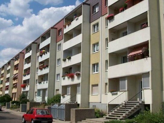 Genießen Sie den Ausblick - 3 Zimmer-Wohnung in Halle