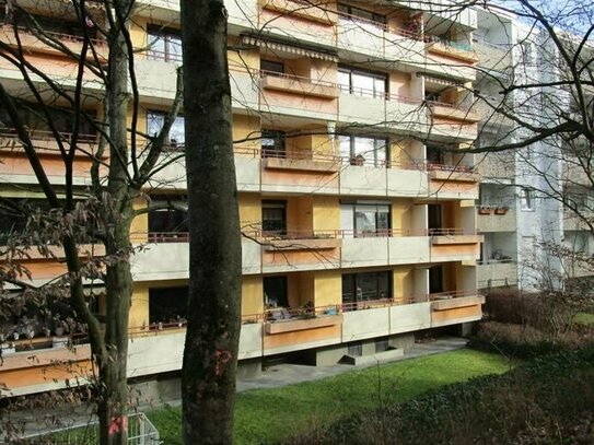 Nürnberg-Erlenstegen: 2-Zimmer ETW mit zwei Balkonen / Wohnung kaufen