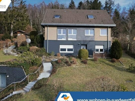 3-Parteienhaus / Einfamilienhaus mit ELW in Burbach mit toller, unverbaubarer Aussicht!