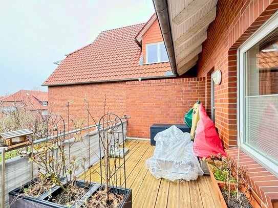 Schöne 2-Zimmer-Wohnung mit großem sonnigem Balkon in ruhiger Lage