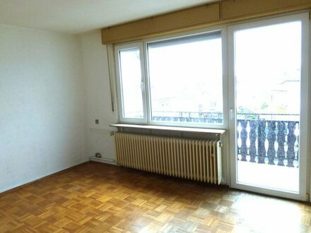 3 Zimmer, Einbauküche,Tageslichtbad und Balkon in Hofheim-Wallau