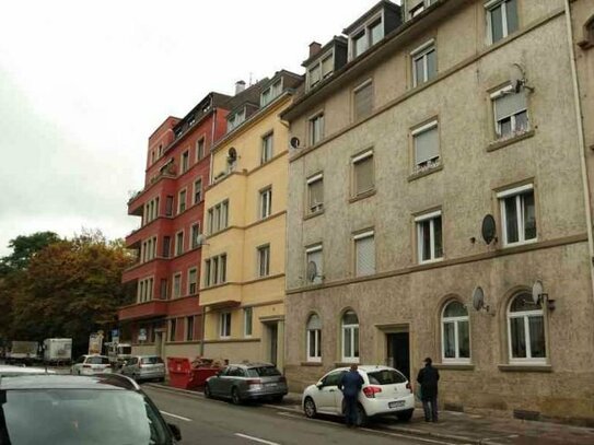 Gute Rendite - 3ZKB-Altbauwohnung, 2.OG,Gastherme, sep.WC und Duschbad, provisionsfrei