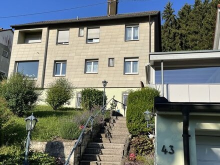 Einfamilienhaus in Top-Aussichtslage über Geislingen mit schönem Garten und herrlicher Pergola