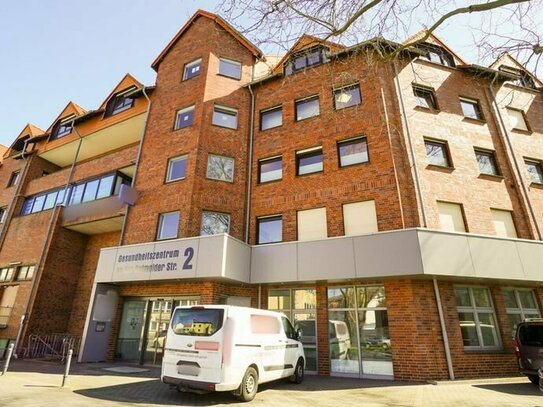 Zu mieten mitten in Paderborn: Praxis- oder Bürofläche in einem Geschäftshaus / Gesundheitshaus