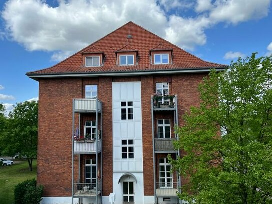 2 Zimmer-Wohnung mit Balkon!