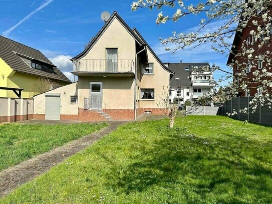 Troisdorf-Bergheim! Einfamilienhaus auf traumhaften Grundstück!