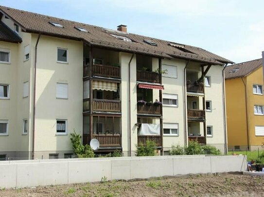 3 Zimmer Wohnung in ruhiger Lage mit sonnigem Balkon