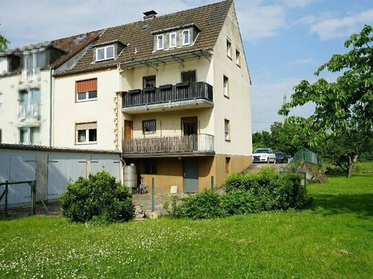 Vermietetes 3-Familienhaus mit 3 Garagen auf Erbpachtgrundstück in Leverkusen-Bürrig!