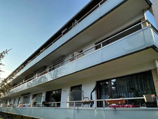 Schöne und kompakte Wohnung in zentraler Lage, helle, sehr gut geschnittene 2-Zimmer, Südbalkon