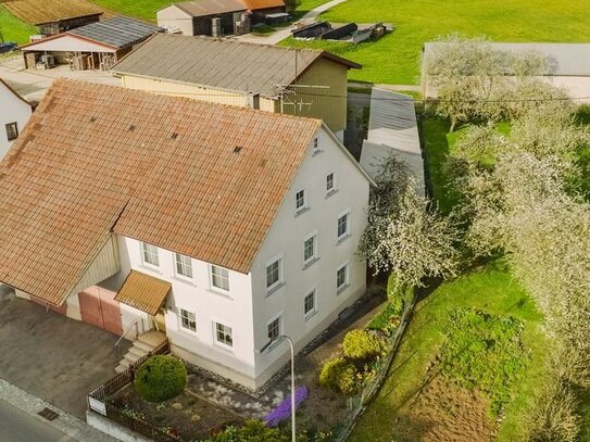 Landwirtschaftliches Anwesen in Ortsrandlage