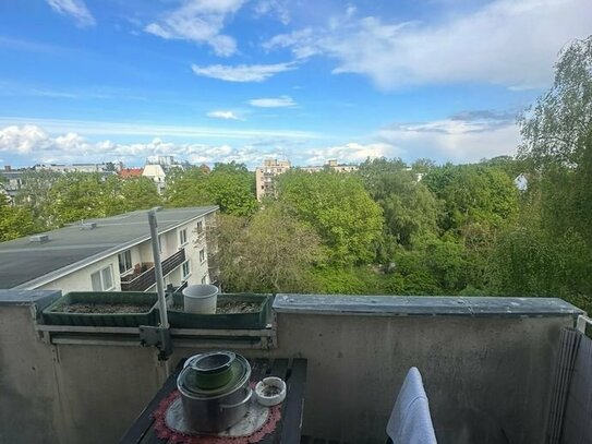 Attraktive Kapitalanlage: 1-Zimmer-Wohnung mit Balkon in Mariendorf