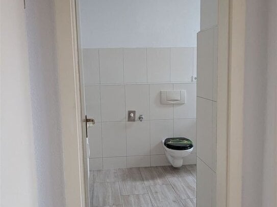 4 Zimmer DG-Wohnung mit Terrasse