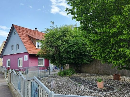 Charmantes Einfamilienhaus in Mödingen/Bergheim mit vielen Nutzungsmöglichkeiten