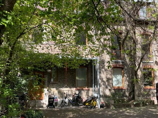 Außergewöhnliches Objekt: komplettes 6-Zimmer-Haus im Hinterhof, mit EBK in MA-Neckarstadt-West