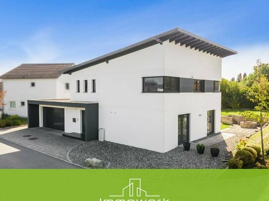 Jetzt zugreifen: Neuwertiges Einfamilienhaus mit PV und Erdwärmepumpe in Oberessendorf!