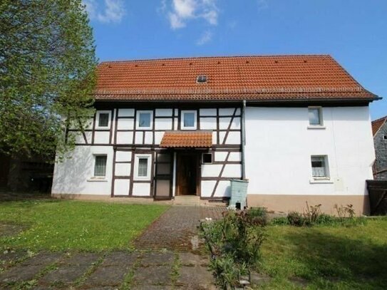 Historisches Bauernhaus auf einem 1500 m² großem Gartengrundstück im absoluten Stadtzentrum von Bad- Köstritz zu verkau…