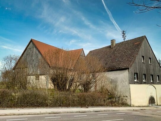 Denkmalgeschütztes Objekt mit Bauplatzfläche auf ca. 10.927 m² Grundstück in Kreßberg
