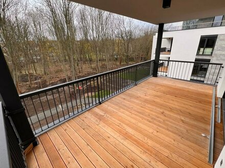 BLICK in den AUENWALD / NEUBAU mit 5-Zimmern / 70m² WOHNEN / 2 x TERRASSEN / KAMIN / 2 x TG-SP / ca. 7.000m² eingezäunt…