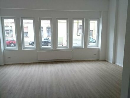 2 Zimmer Wohnung ~53qm mit Terrasse, modernisiert 2017 in Bochum Langendreer (EG)