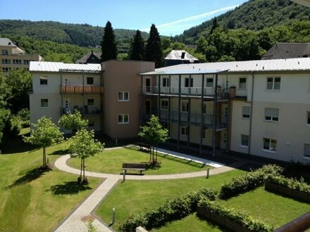 Schöne helle Wohnung mit Balkon zu verkaufen