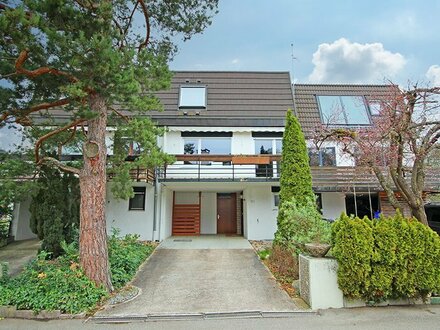 Großzügiges Reihenmittelhaus mit Garten, Balkon und Kamin