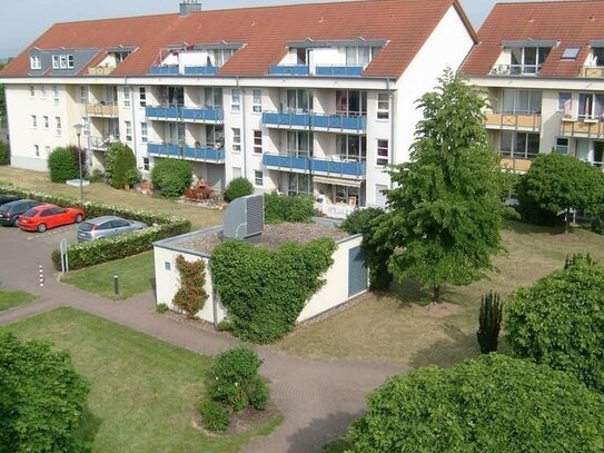 *ERBPACHT* Geräumige 2-Zimmer-Wohnung mit Südterrasse und Tiefgaragenstellplatz