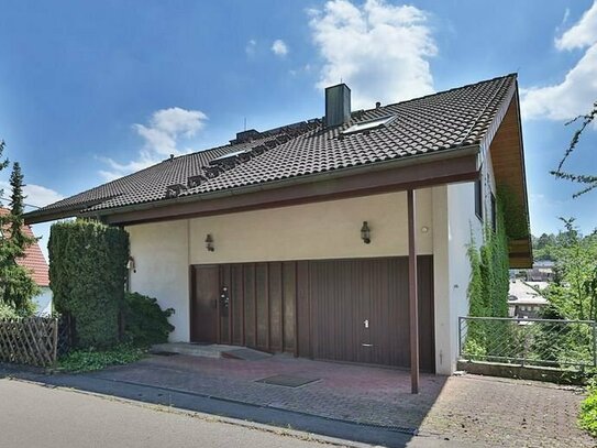 Einfamilienhaus mit Einliegerwohnung in toller Aussichtslage