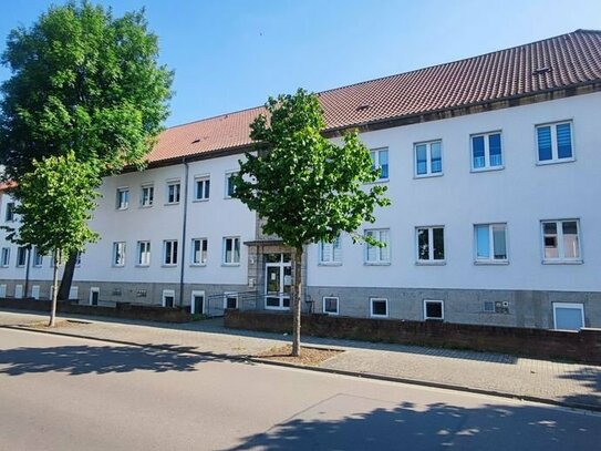 1-Raum-Wohnung im gepflegten Mehrfamilienhaus | Bad mit Dusche | barrierefreier Zugang mit Fahrstuhl