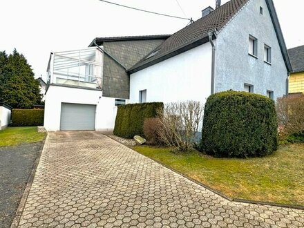 Sehr gepflegtes freistehendendes Einfamilien-Haus in ruhiger Lage - auch als Generationen Haus möglich