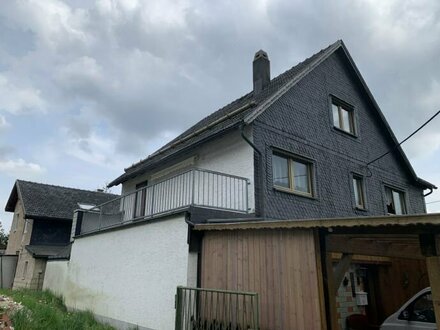 Großes Einfamilienhaus mit Potential in ruhiger Lage in Frankenblick OT Effelder