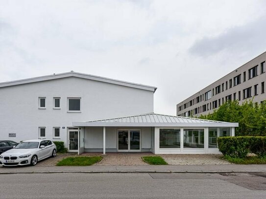 ** Halle für nur netto € 5,99/m², 1.200 m² HALLE, 320 m² BÜRO, 90 m² AUSSTELLUNG in ECHING **