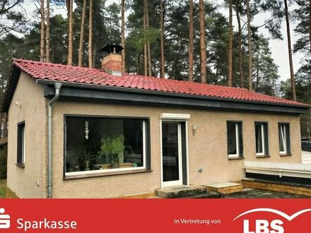 Bungalow mit Tiefgarage und großem Grundstück !