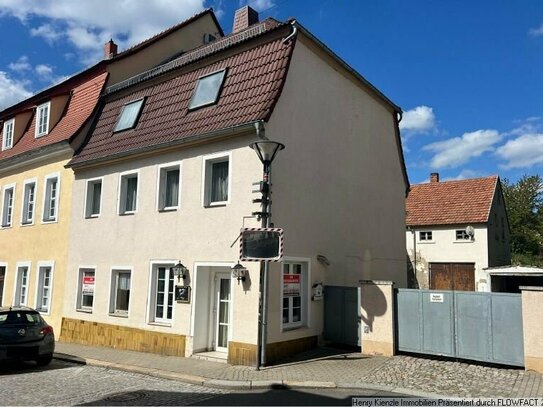 ** RESERVIERT ** Preiswertes Wohn- & Geschäftshaus in Stadtmitte von Frankenberg