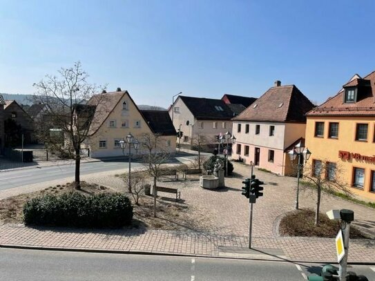 Generalsanierte gemütliche 2-Zimmer Wohnung in Burgfarrnbach