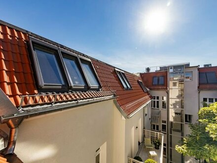 1,5 Zimmer mit Balkon im saniertem Altbau // PROVISIONSFREI