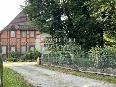 Historisches Fachwerkensemble mit 1 ha Grundstück und 2 Mietshäusern in idyllischer Nähe zu Lüneburg