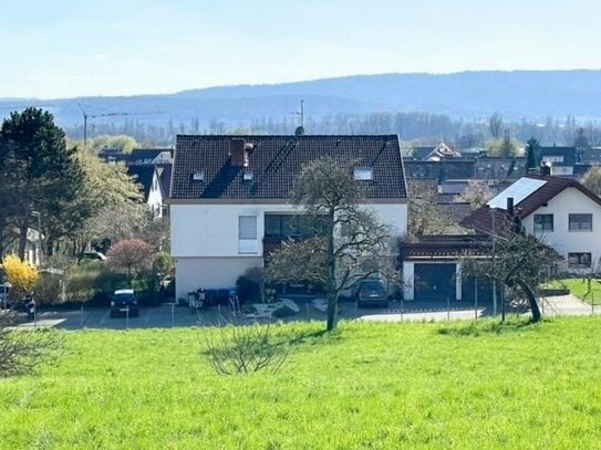 solide Kapitalanlage mit bis zu 4,5 % Rendite / gepflegtes Mehrfamilienhaus mit großem Grundstück in Radolfzell-Marke...