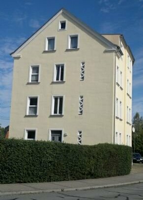 3-Zimmer-Wohnung mit Balkon - in kleinem Miethaus