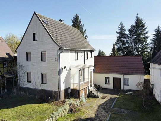 Einfamilienhaus mit Garten u. separatem Gartengrundstück