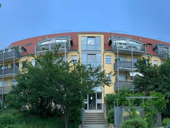 Südbalkon - helle 2,5 Zimmer Maisonettewohnung in beliebter Elbnähe