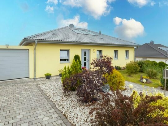 "Ihr Naturparadies in Ettersburg: Moderner Bungalow mit unverbaubarem Blick"