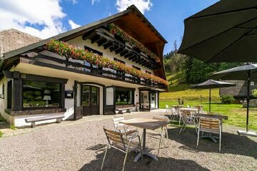 Gästehaus in absoluter TOP Lage mit Erweiterungsmöglichkeiten in Feldberg