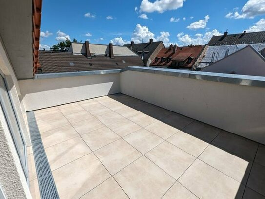 Erstbezug nach Sanierung - Dachterrassen Maisonette Wohnung mit Charme und Atmosphäre mitten in Fürth