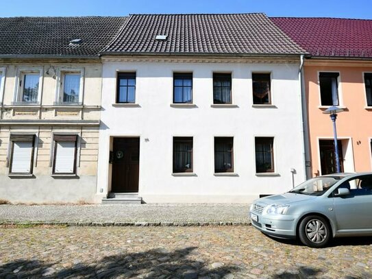 Geräumiges Reihenmittelhaus mit Garage